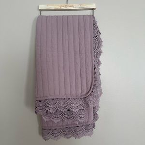 Like new Baby girl boho crochet quilt blanket 27x34inch